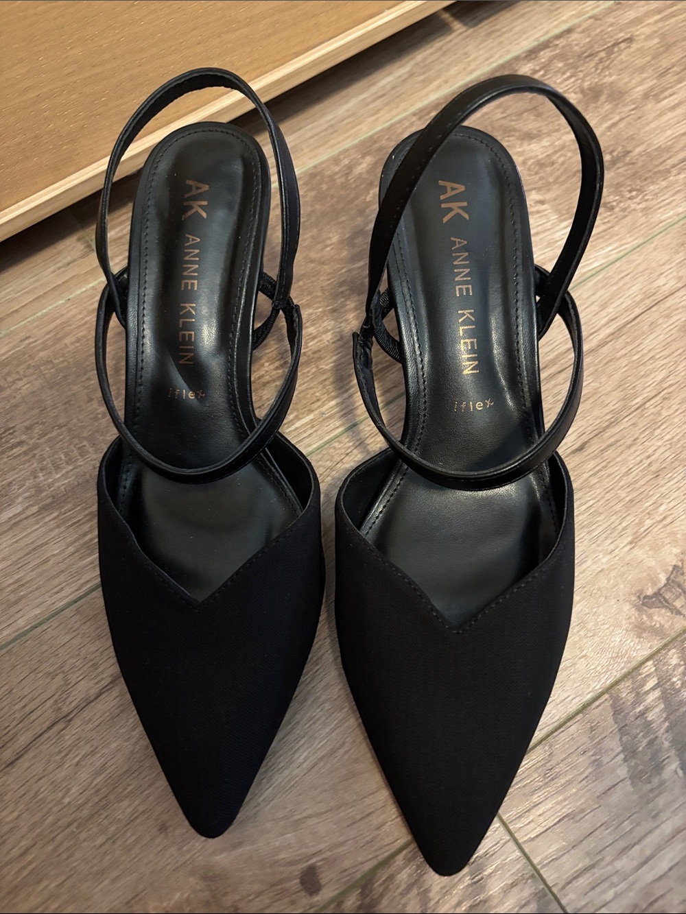Anne Klein Black Pointed Slingback Heels